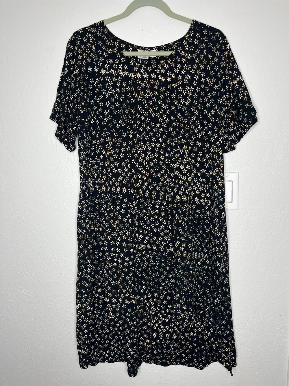 Piramide Clothing Company Boutique Lagenlook Floral Dress - Size S/M Boho Hippie